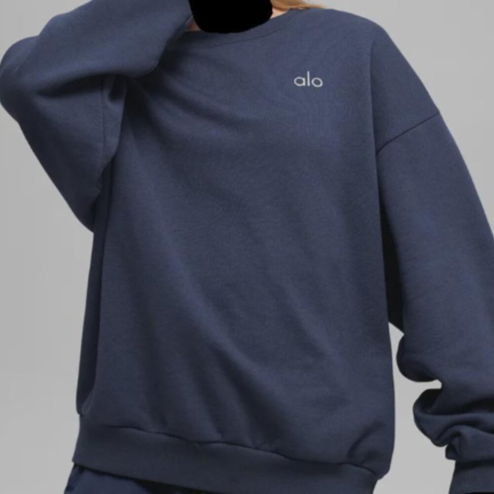 ALO Accolade Crew Neck Pullover